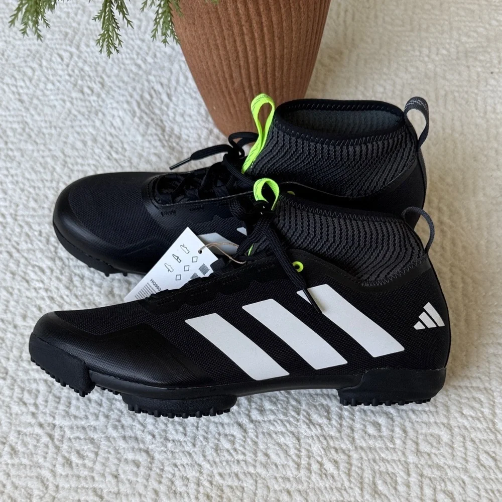 NWT Adidas The Gravel Shoe 2.0 Cycling Shoes Men’s Size US 9